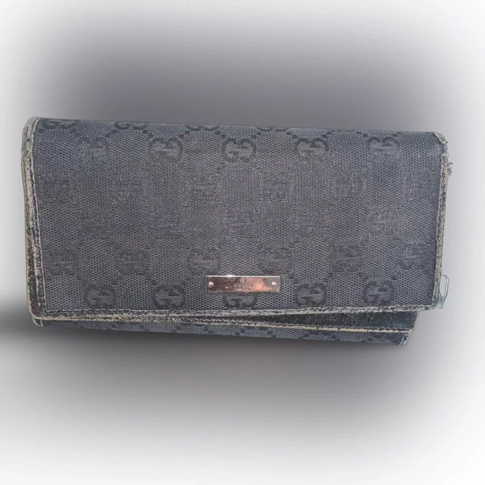 Gucci Canvas Long Wallet 👛